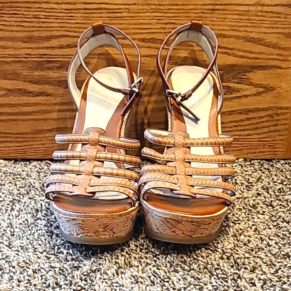 Aldo wedge shoes